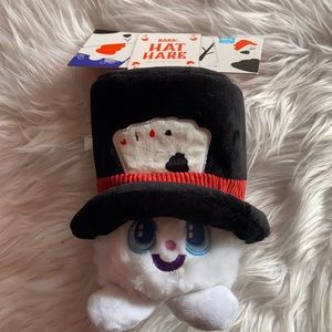 Bark-Box Hat Hare